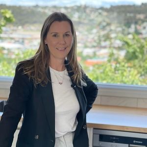 Meet your Posher, Renee